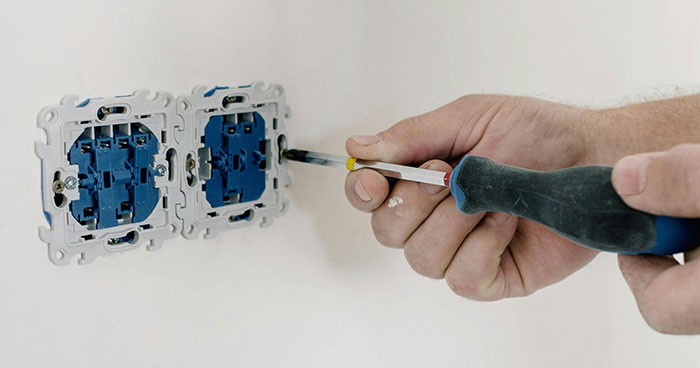 Screwdriver